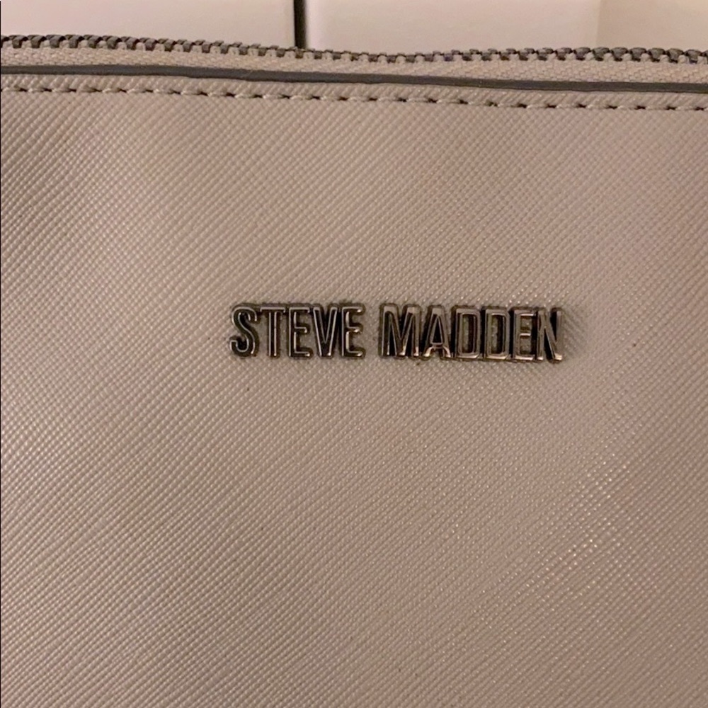 Steve Madden Grey Crossbody - Picture 3 of 5